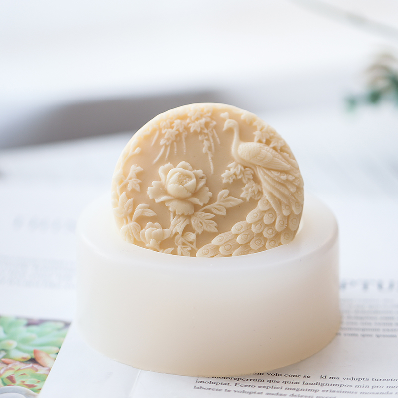 Soap Making Store - Chim Công Họa Tiết Hoa Xà